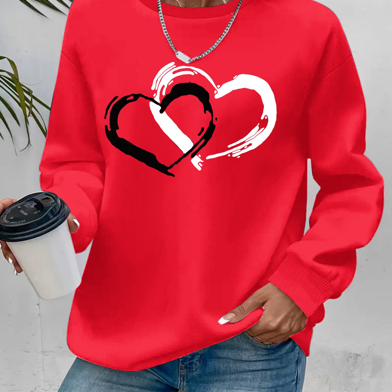 ZOEY – DOUBLE HEART GRAPHIC SWEATSHIRT
