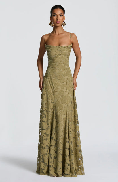 Maevy | Elegant Maxi Dress